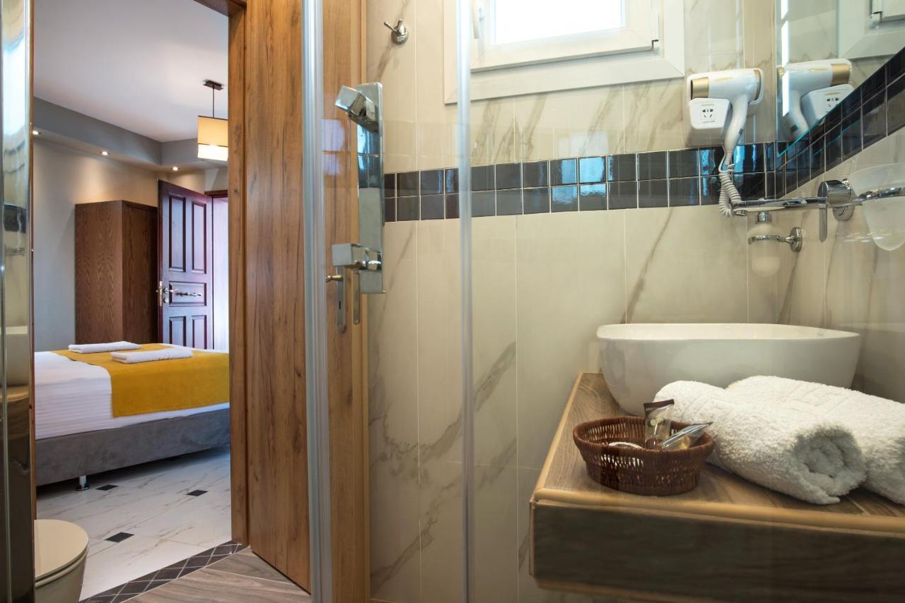 Angelica'S Deluxe Rooms In Adamas Екстер'єр фото