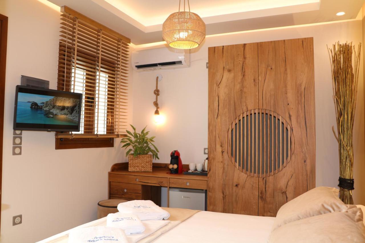 Angelica'S Deluxe Rooms In Adamas Екстер'єр фото